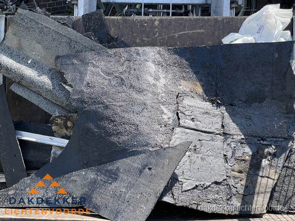 Kosten dakrenovatie: afvoer oud dakmateriaal in Lichtenvoorde Kosten dakrenovatie: afvoer oud dakmateriaal in Lichtenvoorde