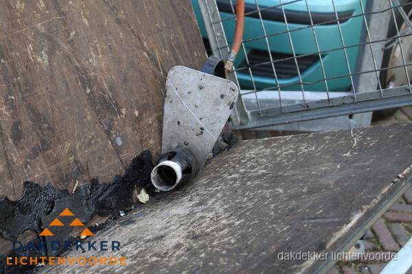 Dakdekkers gasbrander voor bitumen werkzaamheden in Lichtenvoorde Dakdekkers gasbrander voor bitumen werkzaamheden in Lichtenvoorde