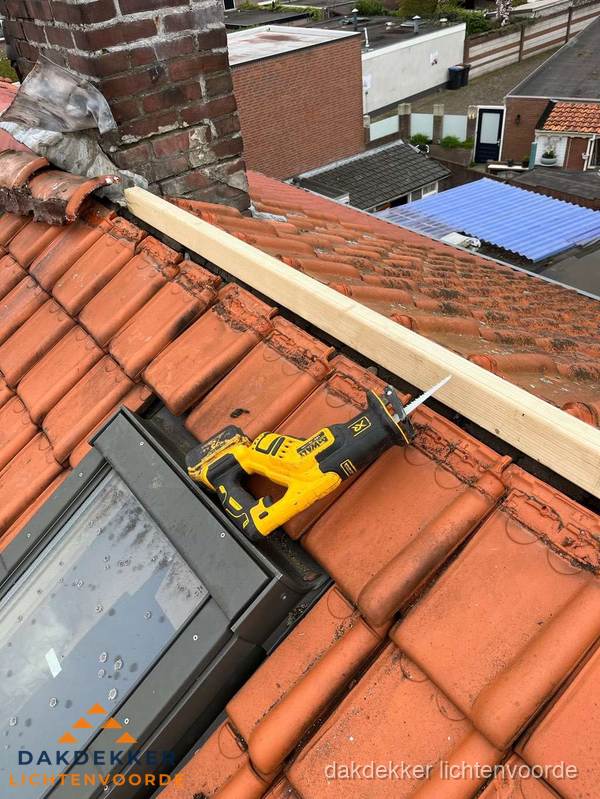 Kosten dak vervangen: werkzaamheden aan pannendak in Lichtenvoorde Kosten dak vervangen: werkzaamheden aan pannendak in Lichtenvoorde