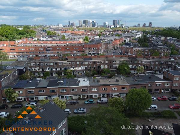 Luchtfoto van daken in woonwijk Lichtenvoorde